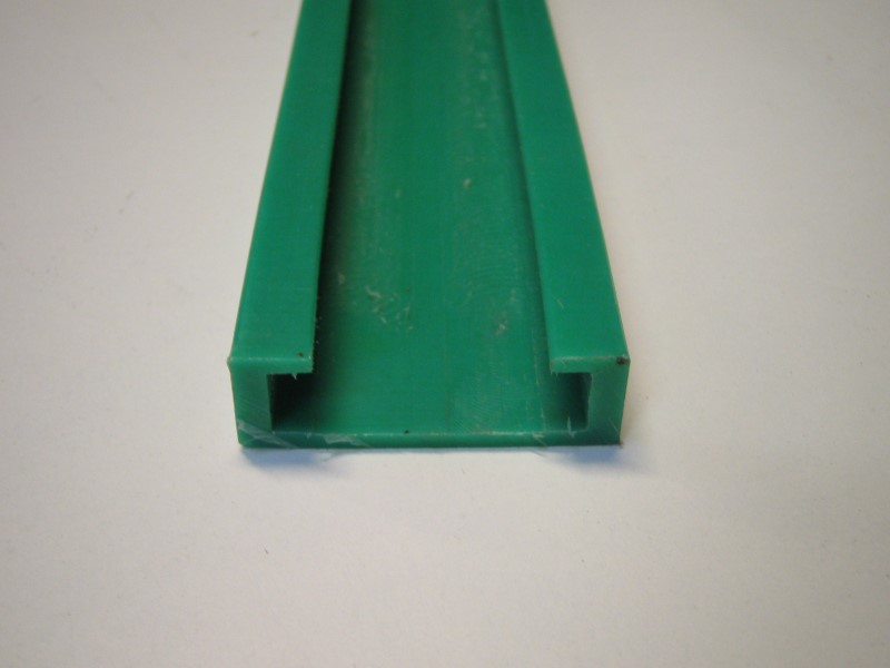 20P20372, Profil C 50x16mm for stålprofil 40x10mm, grøn