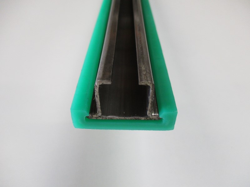 20PSS20376.15, Profil C40 med rustfrit C profil, grøn L=3000mm